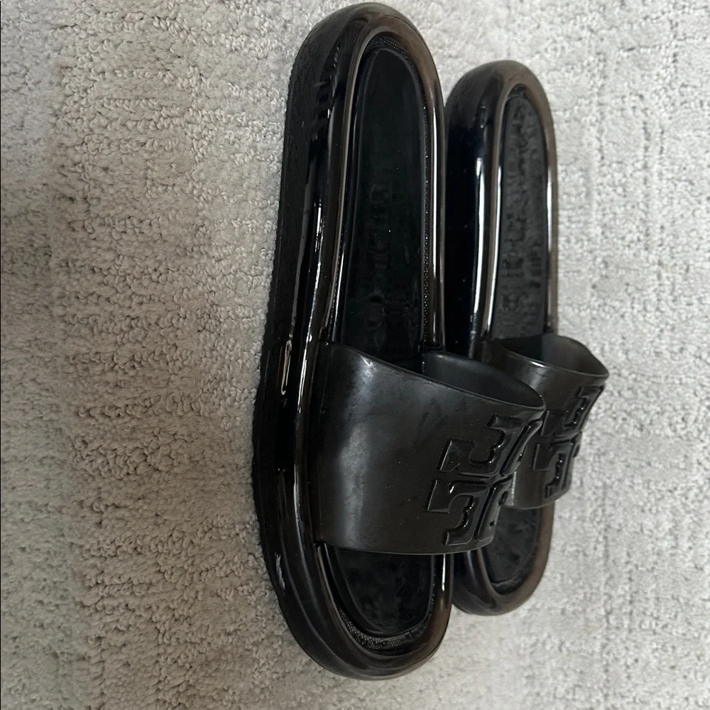 Women’s Black Slide Sandals - Sleek Slip-On Comfort